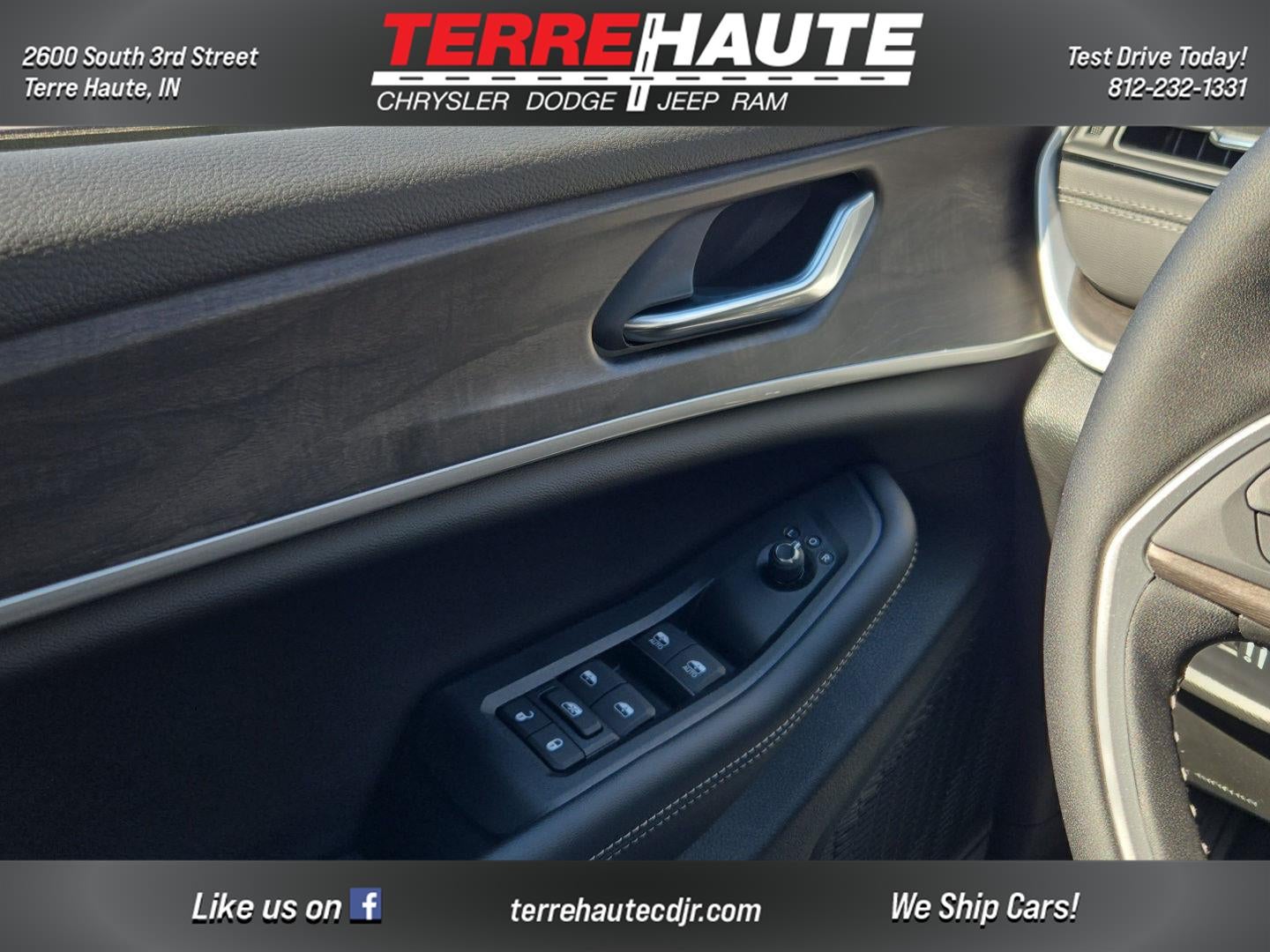 2026 Jeep Grand Cherokee L Laredo Altitude