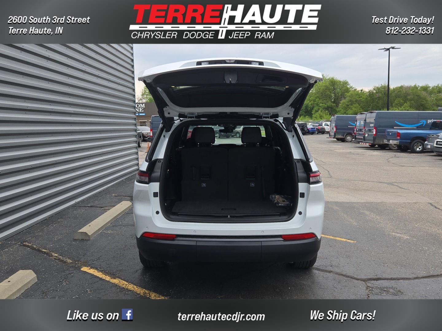 2026 Jeep Grand Cherokee L Laredo Altitude