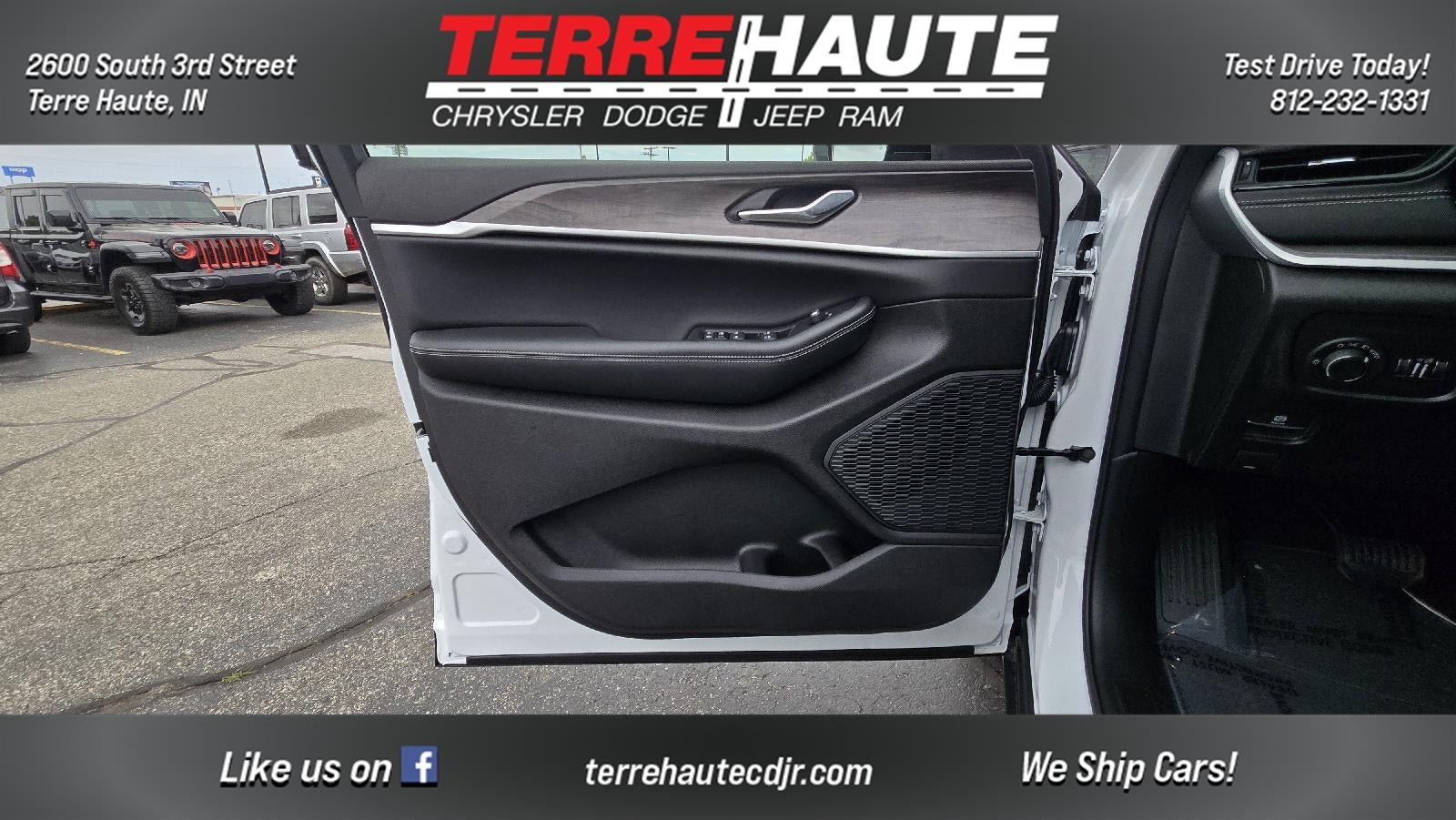 2026 Jeep Grand Cherokee L Laredo Altitude