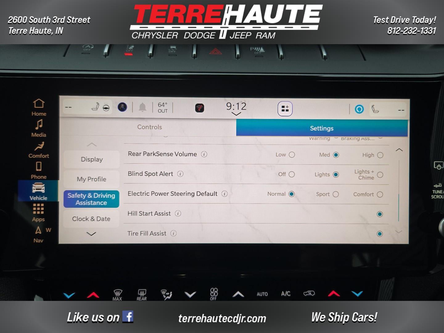 2026 Jeep Grand Cherokee L Laredo Altitude