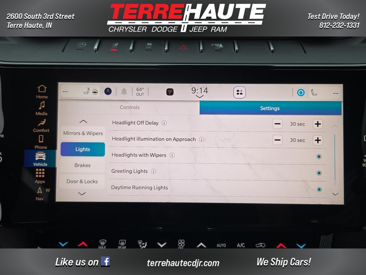 2026 Jeep Grand Cherokee L Laredo Altitude