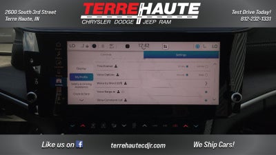 2026 Jeep Grand Cherokee L Laredo Altitude