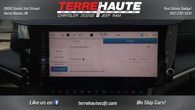 2026 Jeep Grand Cherokee L Laredo Altitude