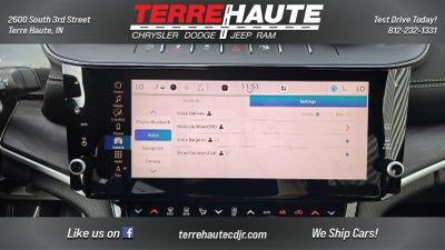 2026 Jeep Grand Cherokee L Laredo Altitude