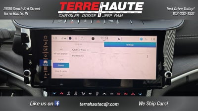 2026 Jeep Grand Cherokee L Laredo Altitude