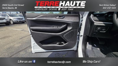 2026 Jeep Grand Cherokee L Laredo Altitude