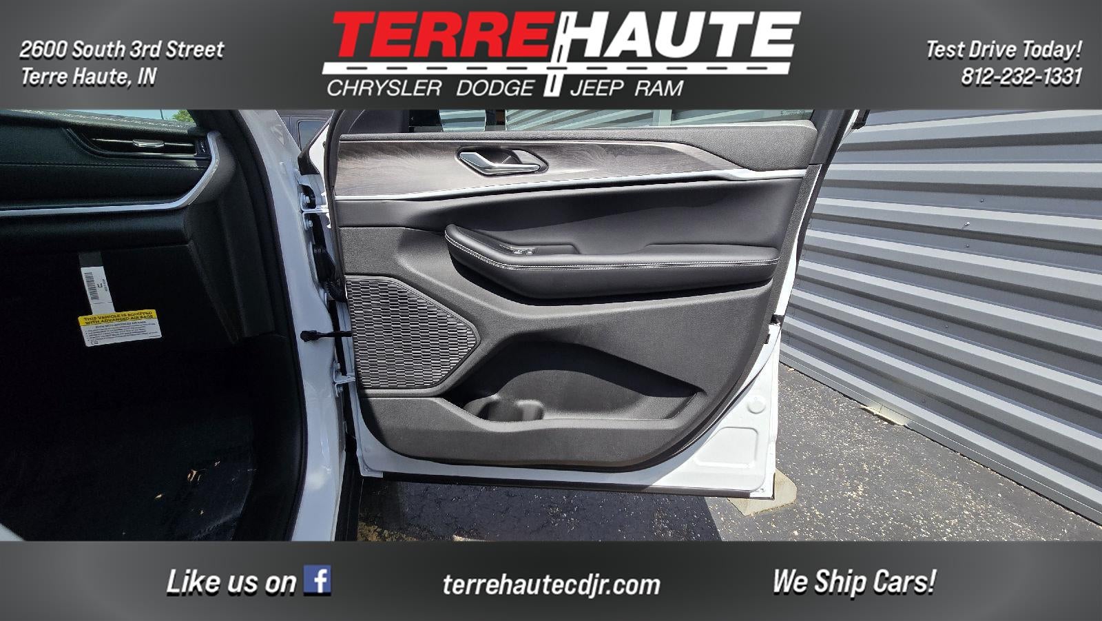 2026 Jeep Grand Cherokee L Laredo Altitude