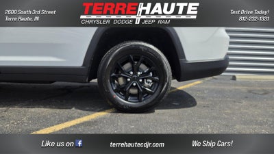 2026 Jeep Grand Cherokee L Laredo Altitude