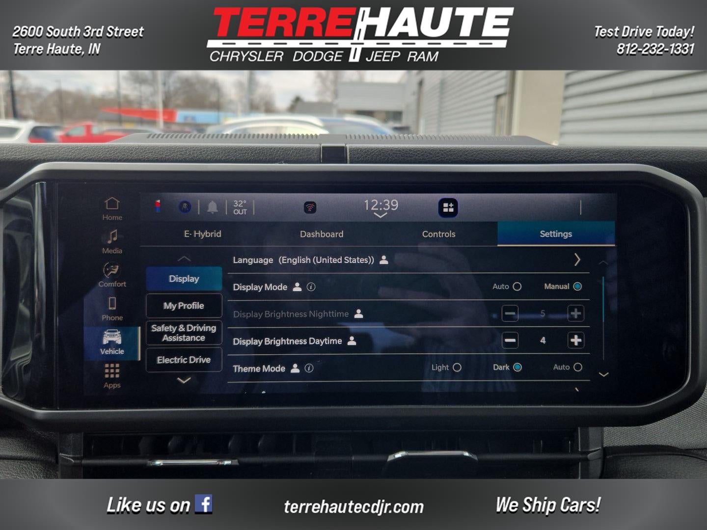 2025 Jeep Wrangler 4xe Willys