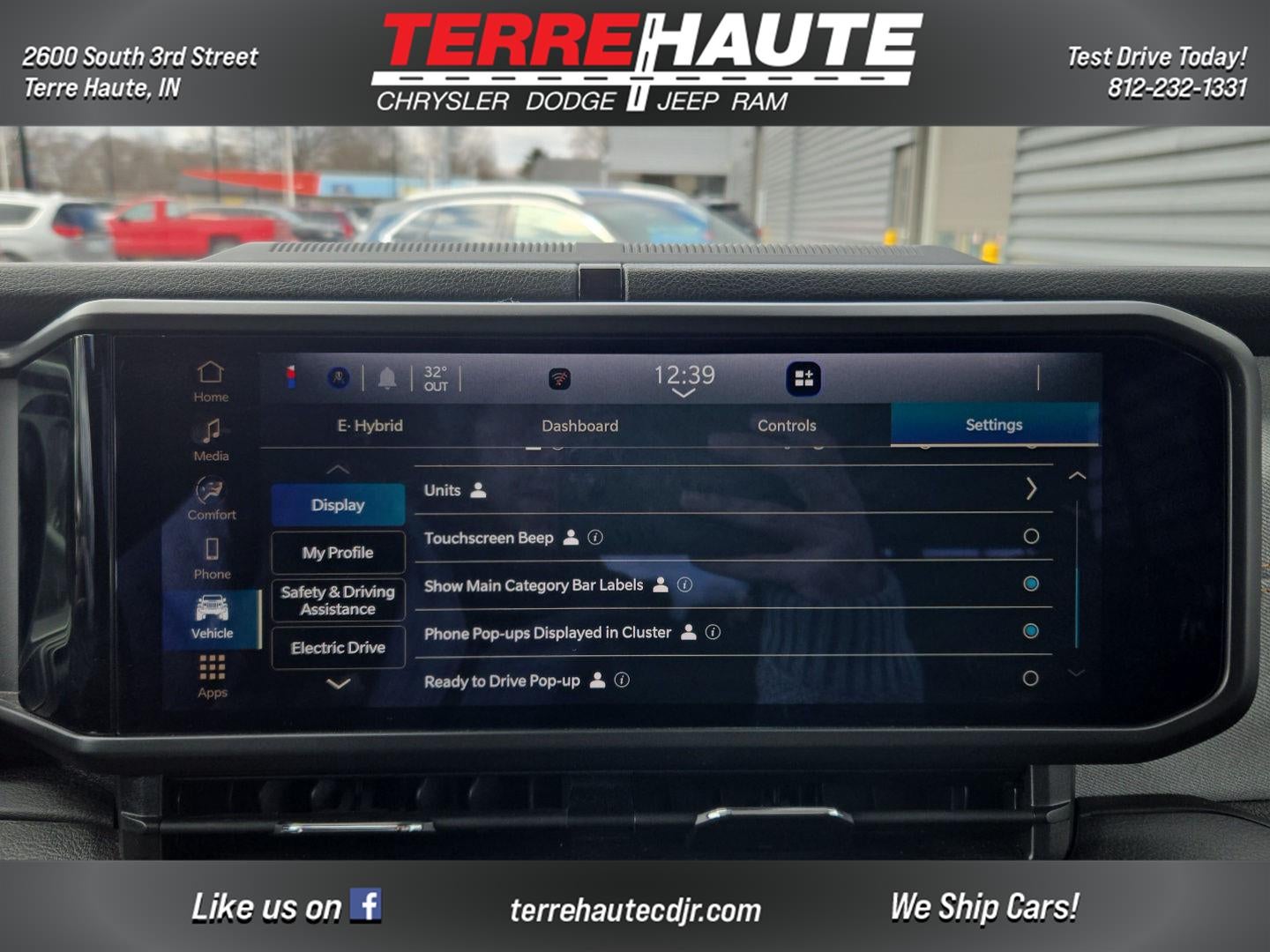 2025 Jeep Wrangler 4xe Willys