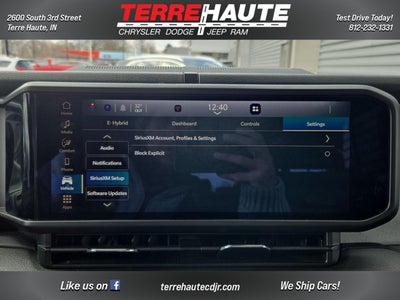 2025 Jeep Wrangler 4xe Willys