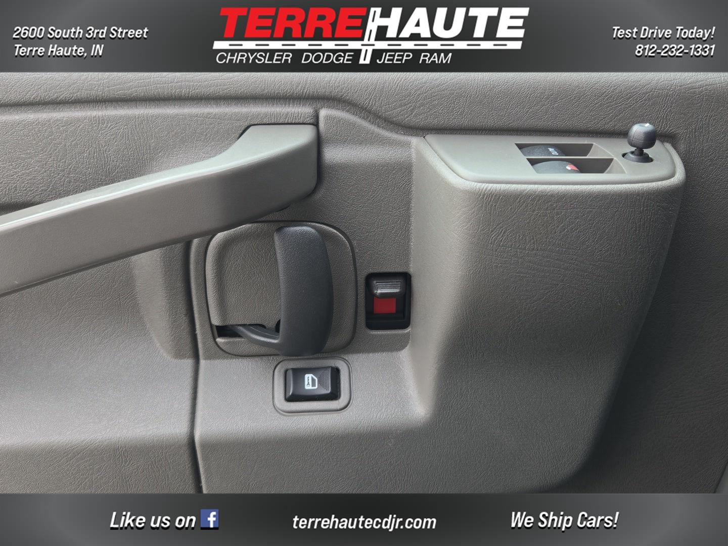 2023 GMC Savana Passenger LS