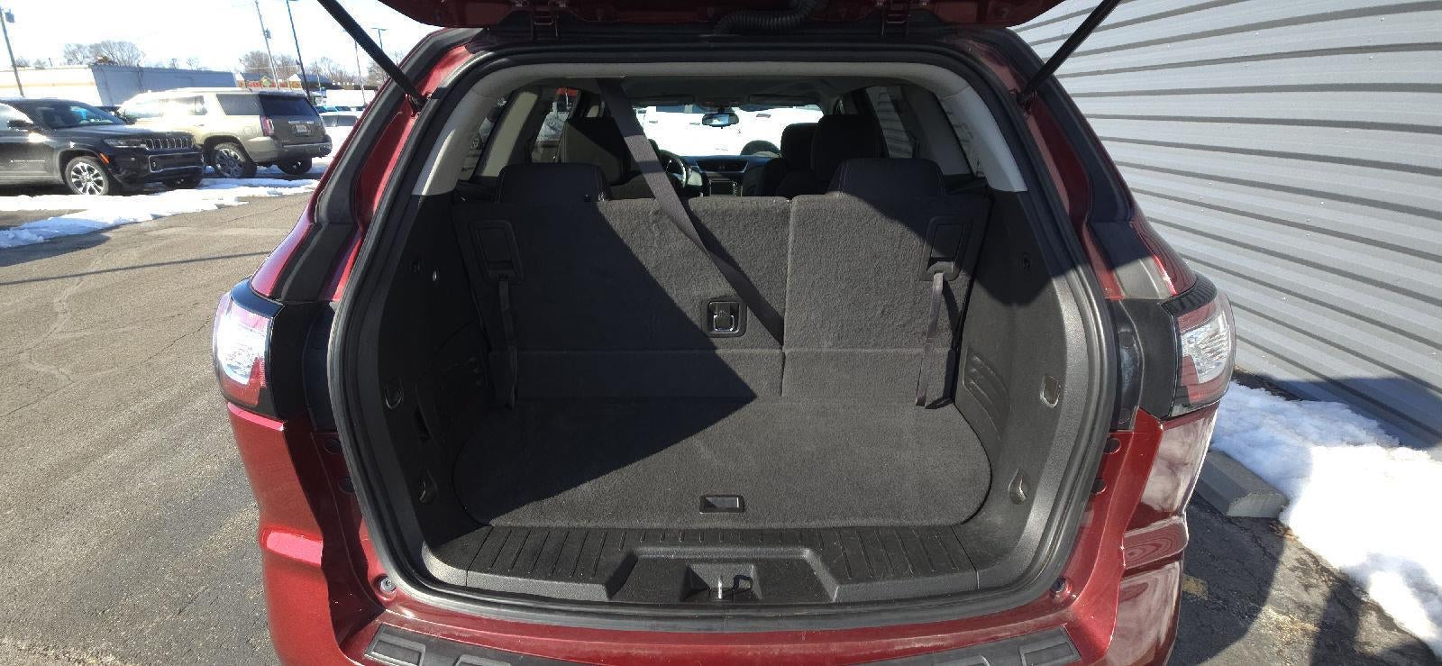 2017 Chevrolet Traverse LT