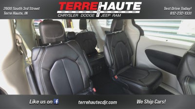 2023 Chrysler Pacifica Touring L