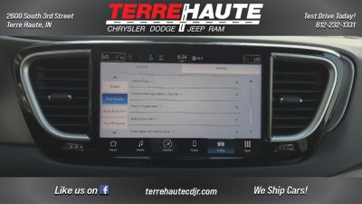 2023 Chrysler Pacifica Touring L