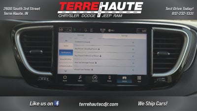 2023 Chrysler Pacifica Touring L