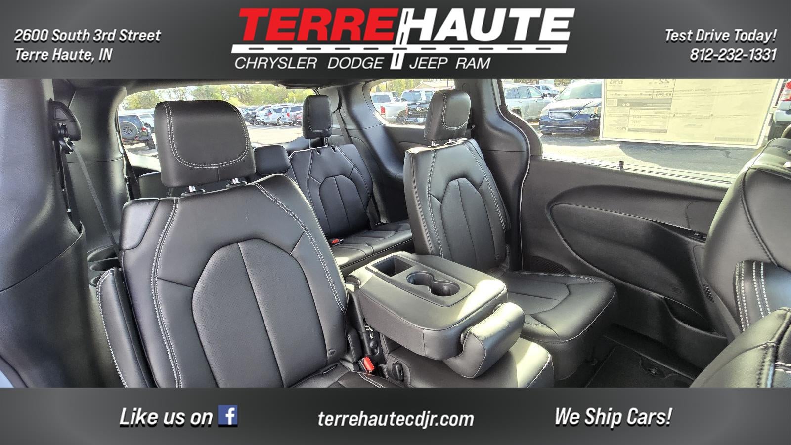 2026 Chrysler Pacifica Select