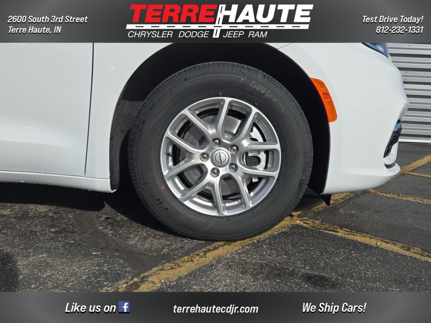 2026 Chrysler Pacifica Select