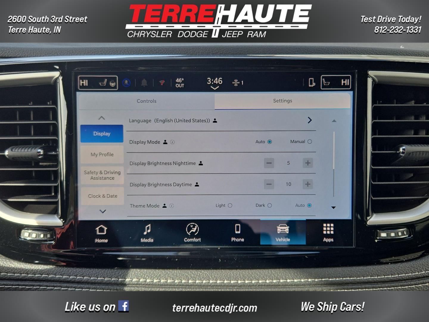 2026 Chrysler Pacifica Select