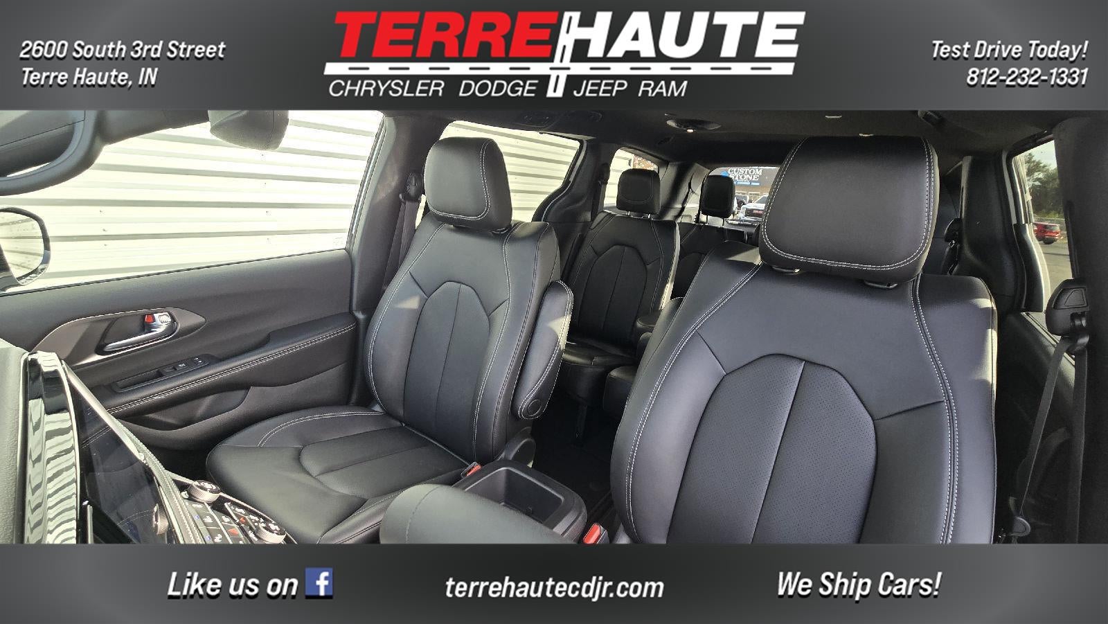 2026 Chrysler Pacifica Select