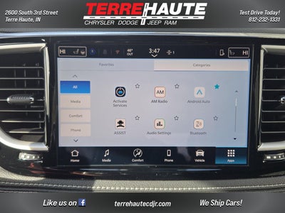 2026 Chrysler Pacifica Select