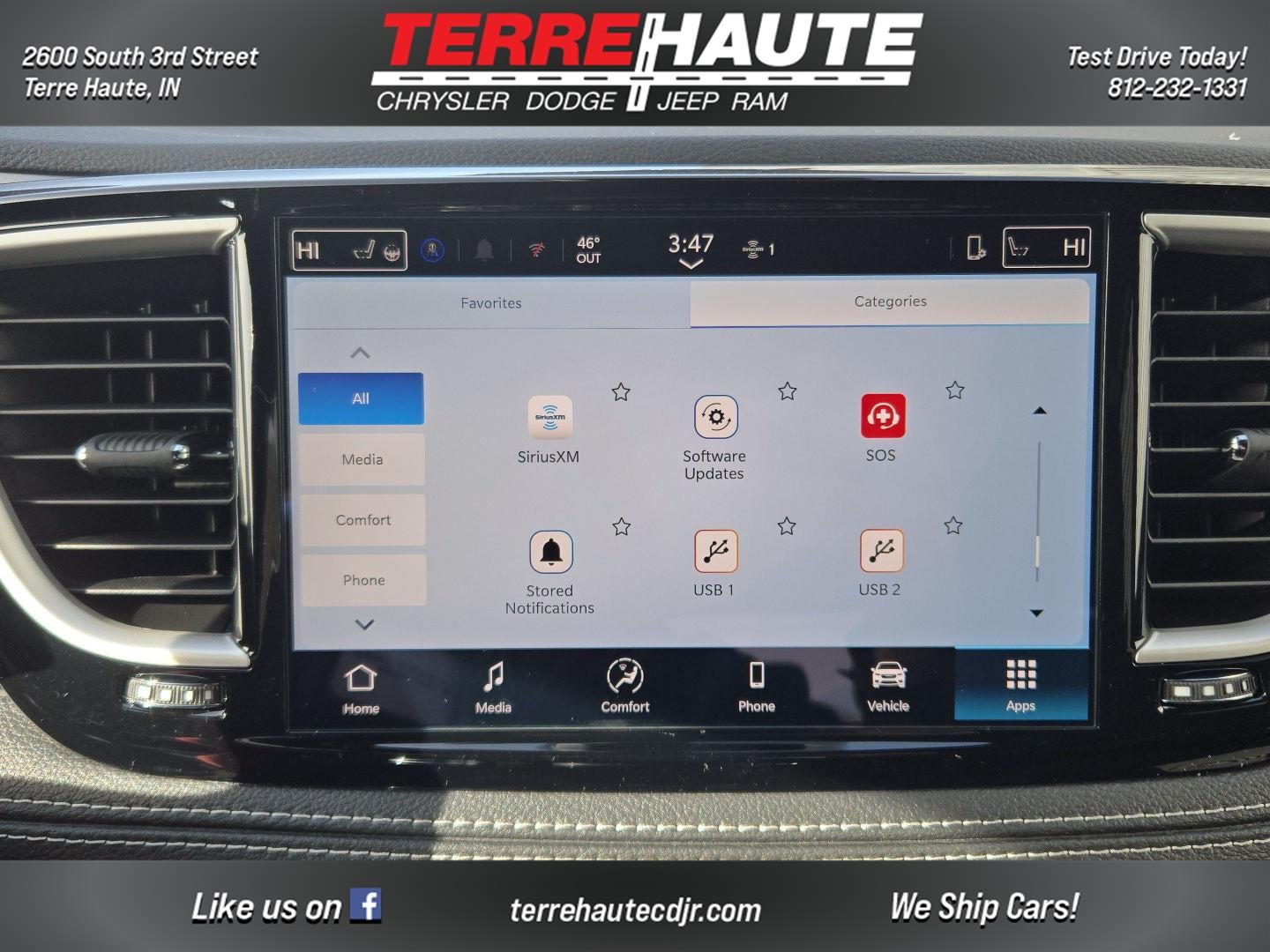 2026 Chrysler Pacifica Select