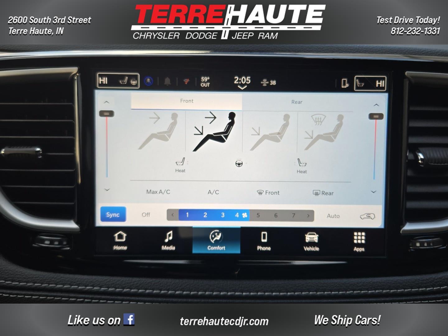 2026 Chrysler Pacifica Select