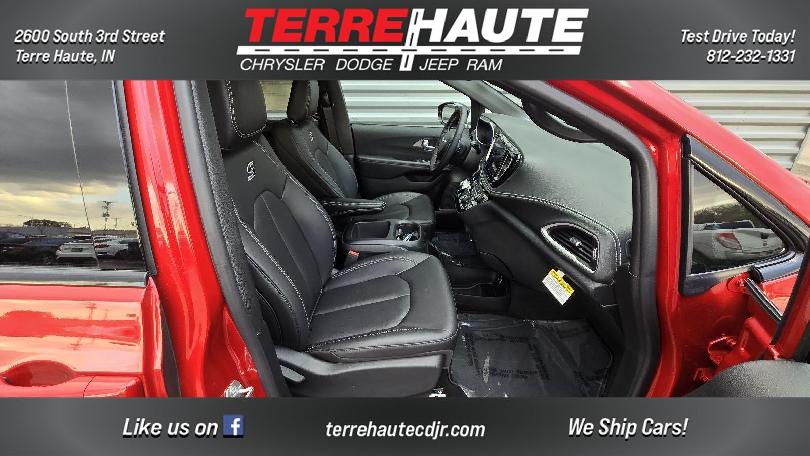 2026 Chrysler Pacifica Select