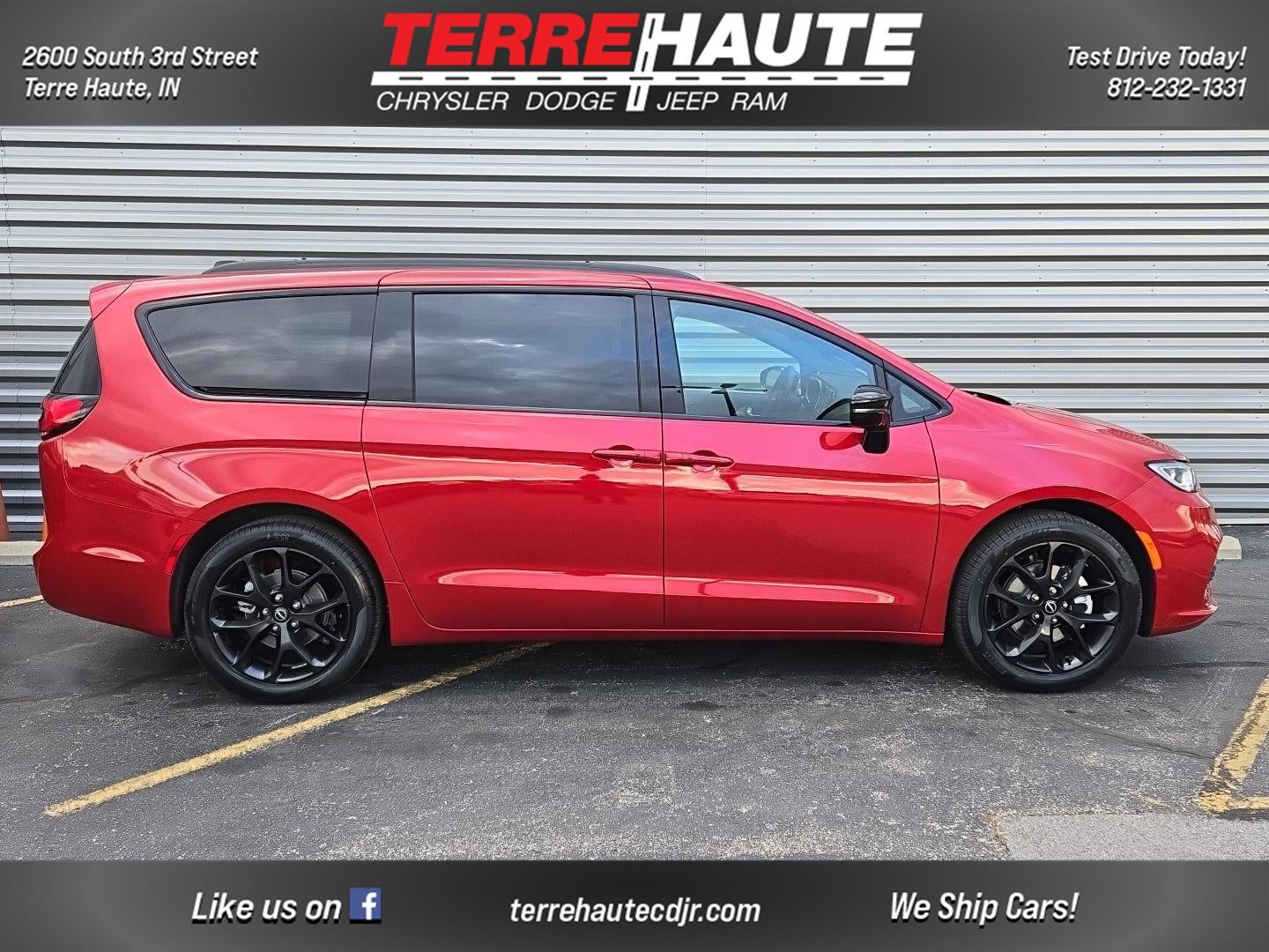 2026 Chrysler Pacifica Select