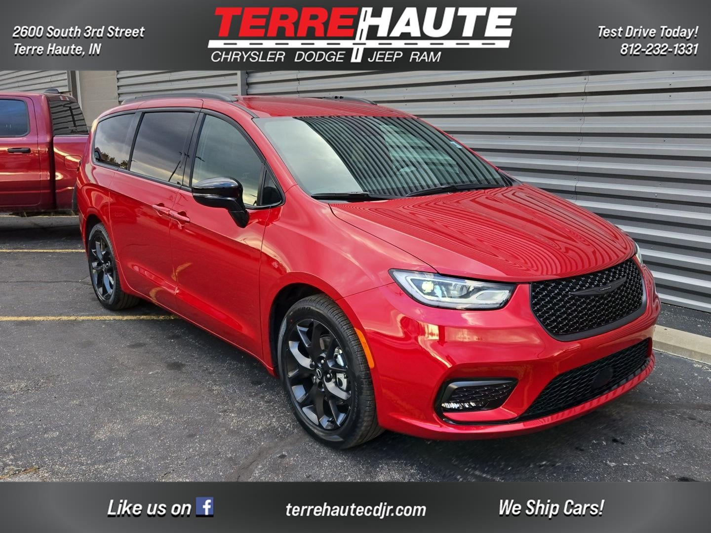 2026 Chrysler Pacifica Select