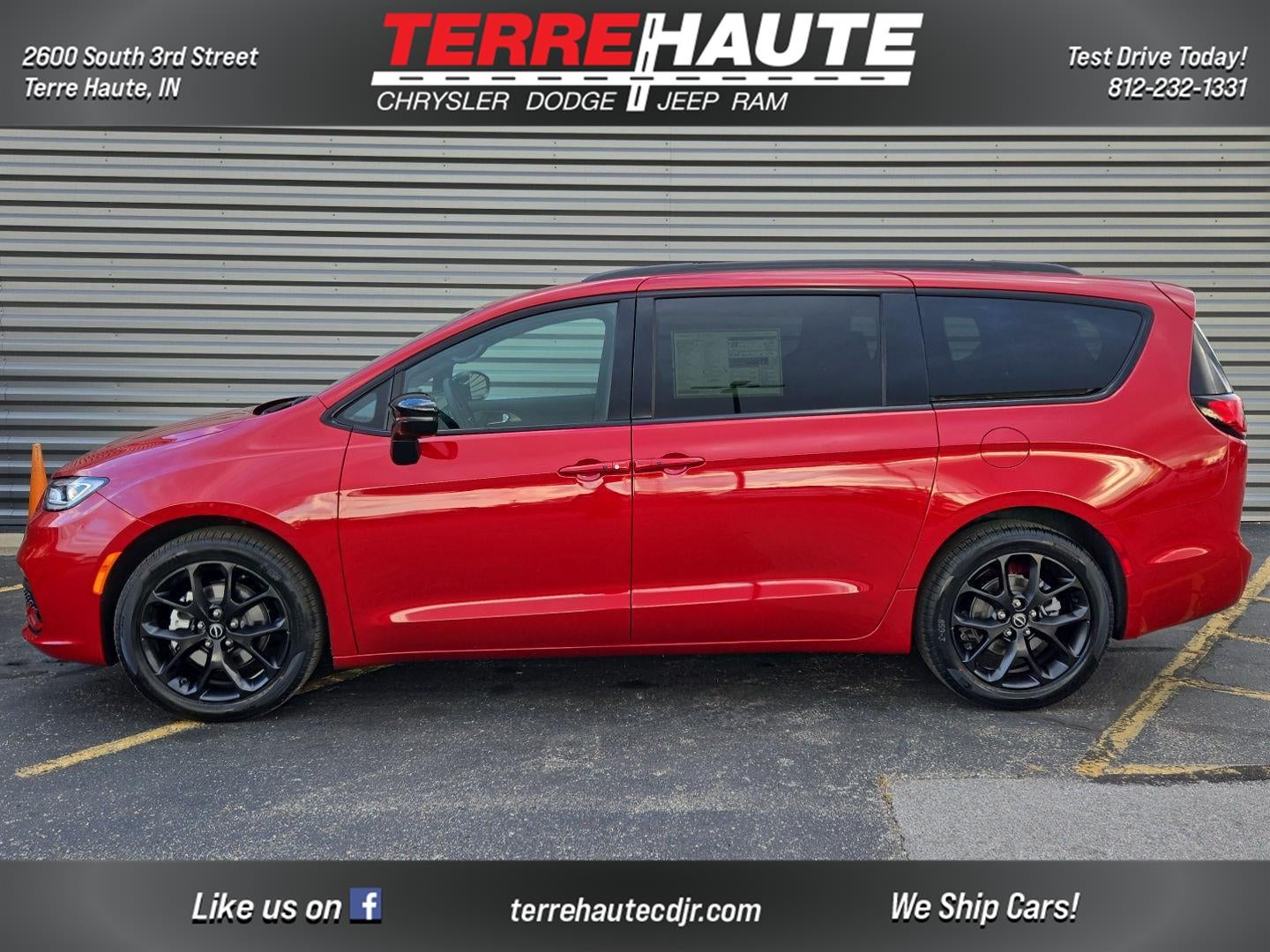 2026 Chrysler Pacifica Select