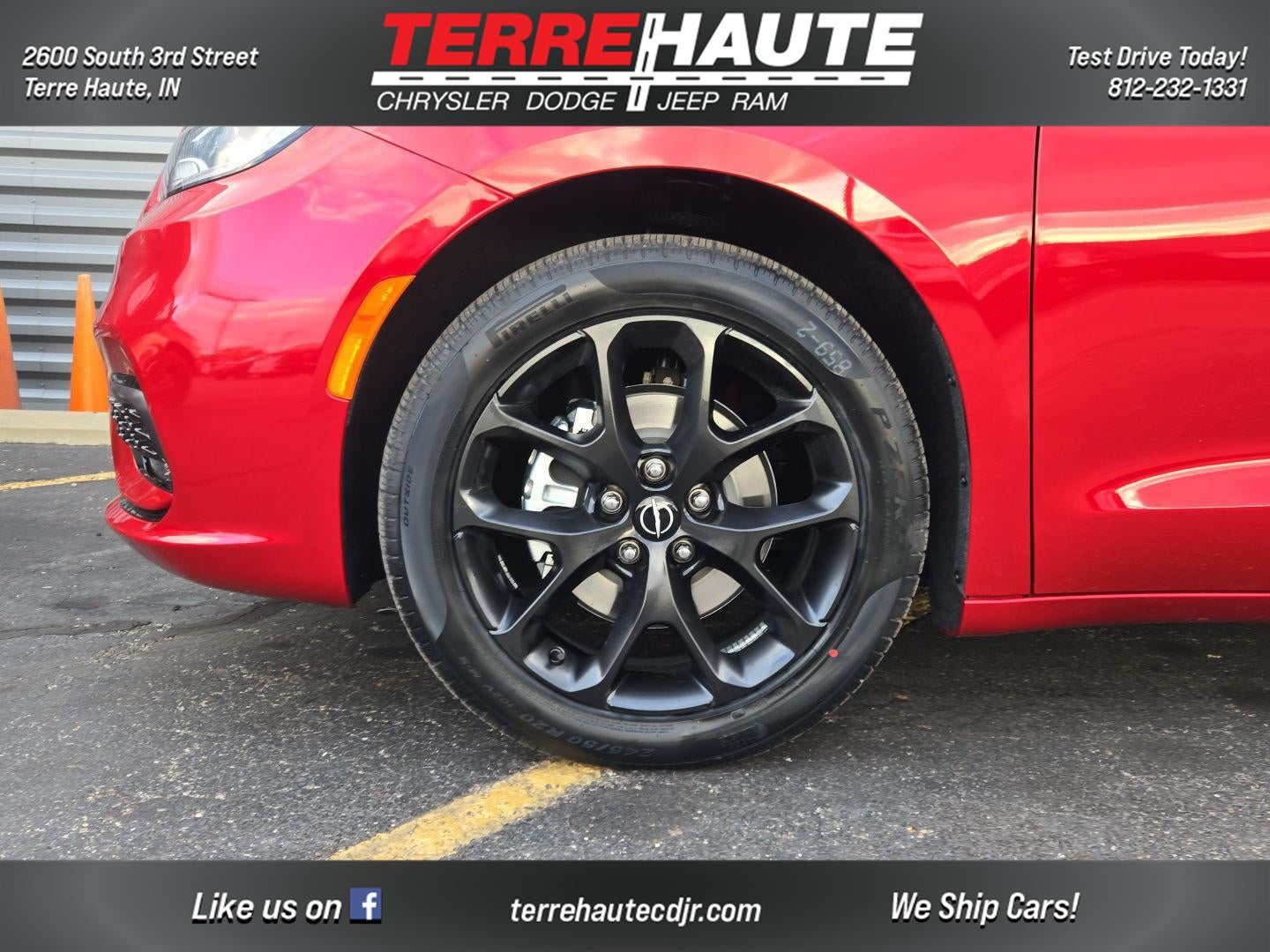 2026 Chrysler Pacifica Select