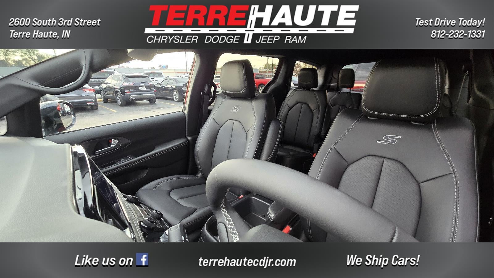 2026 Chrysler Pacifica Select