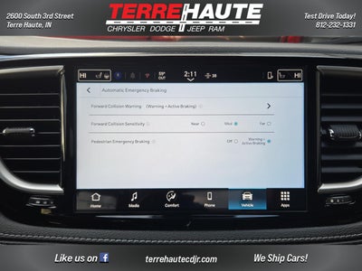 2026 Chrysler Pacifica Select