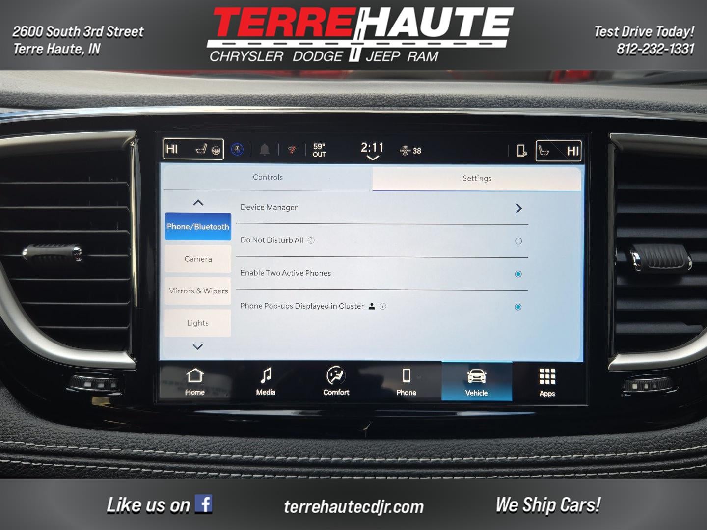 2026 Chrysler Pacifica Select