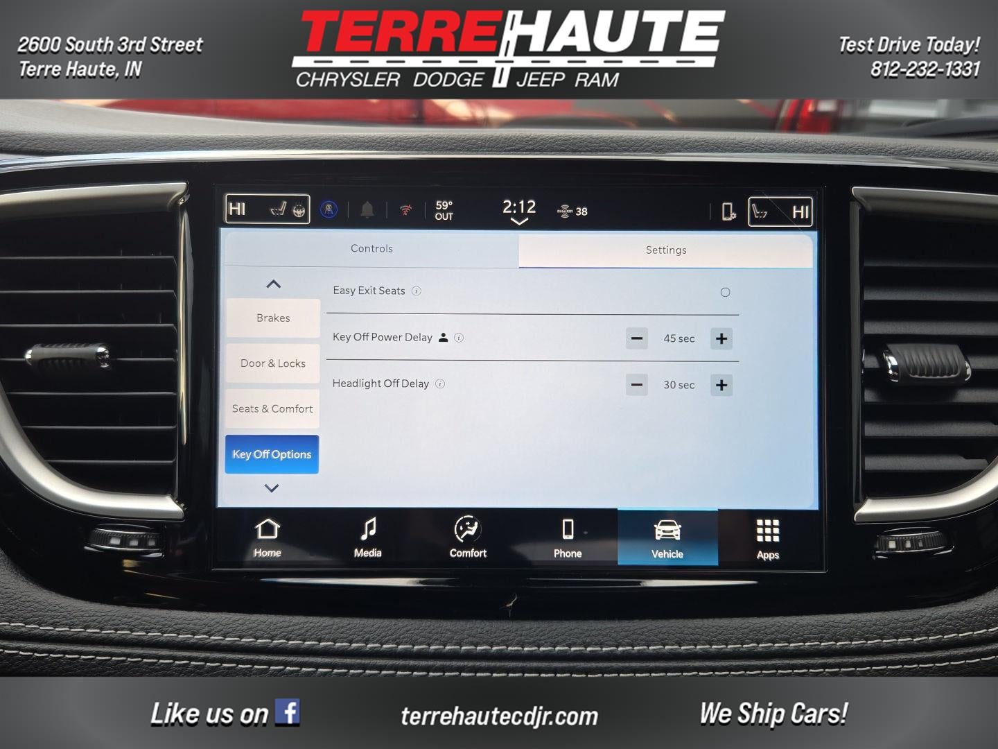 2026 Chrysler Pacifica Select