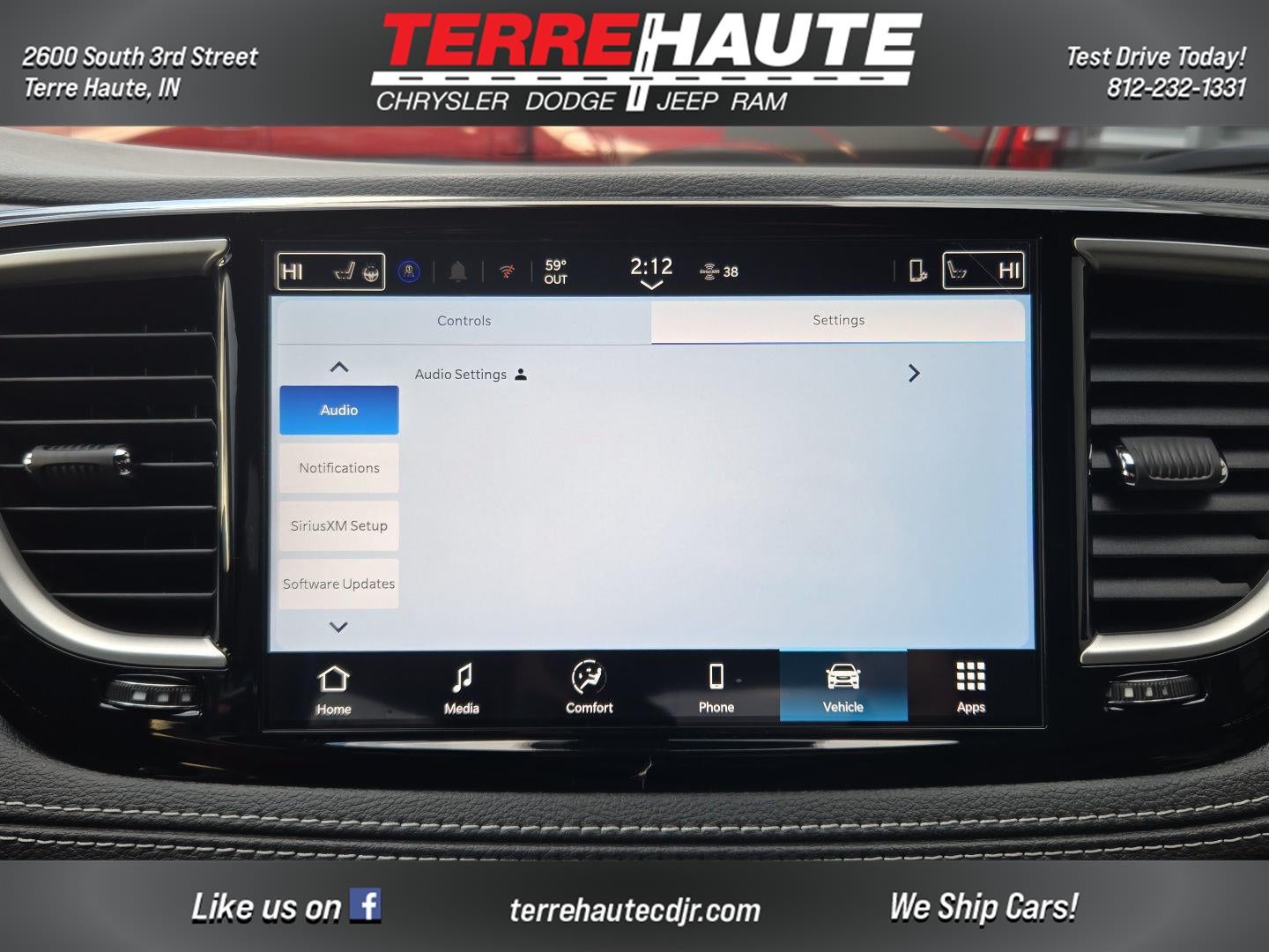 2026 Chrysler Pacifica Select