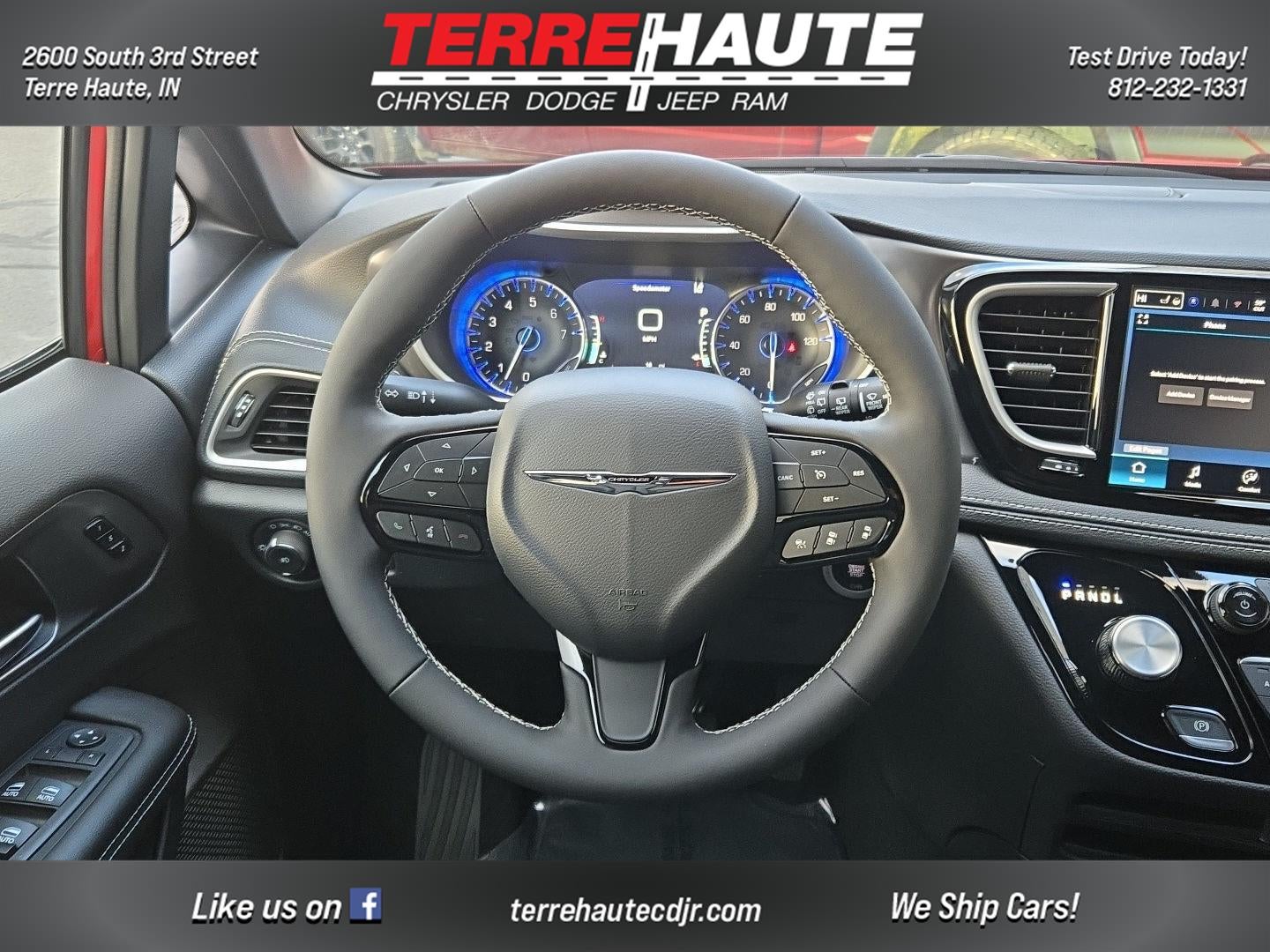 2026 Chrysler Pacifica Select