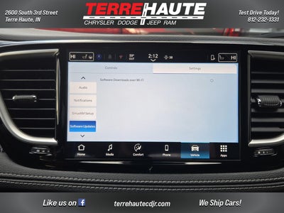 2026 Chrysler Pacifica Select