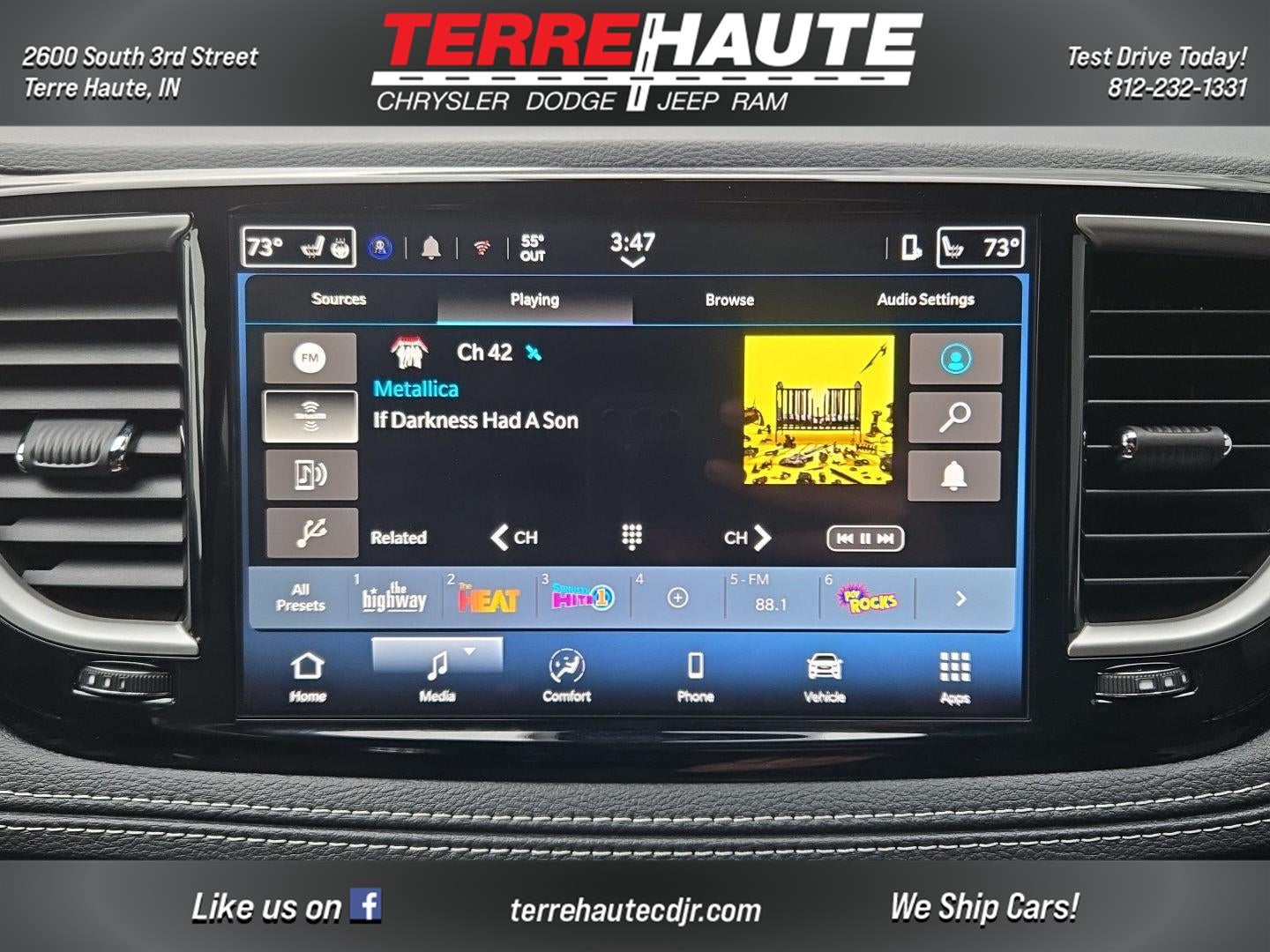 2026 Chrysler Pacifica Select