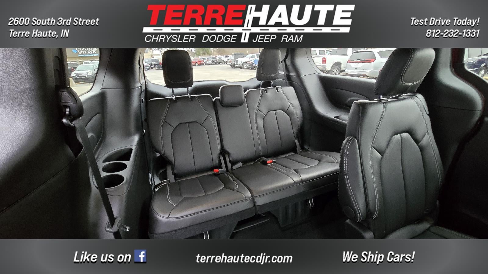 2026 Chrysler Pacifica Select