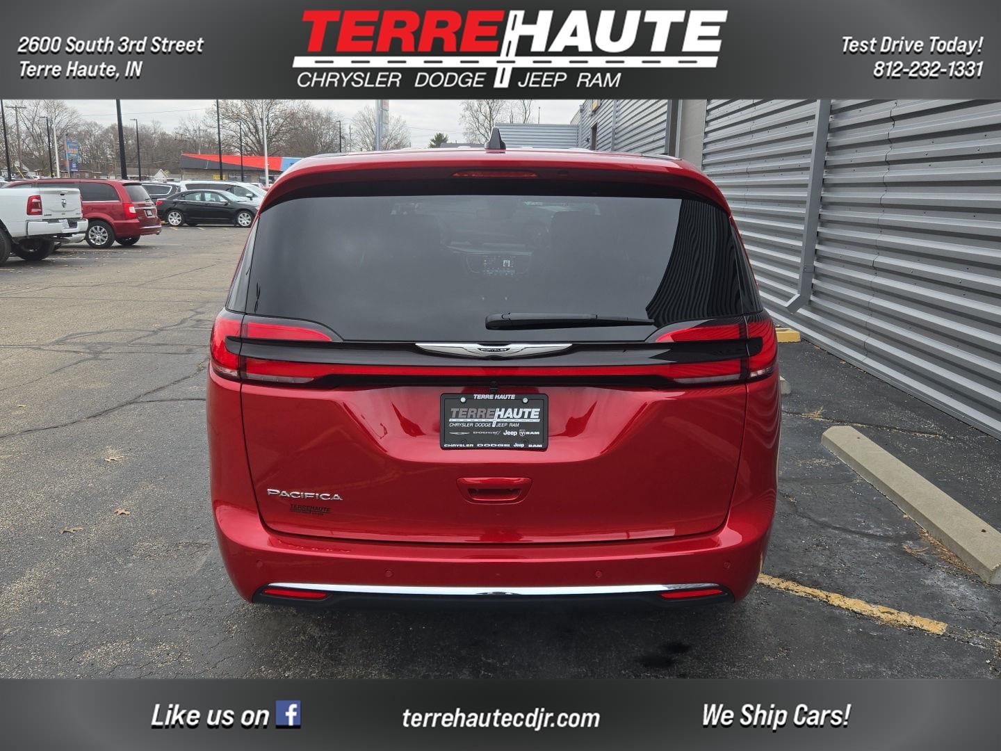 2026 Chrysler Pacifica Select