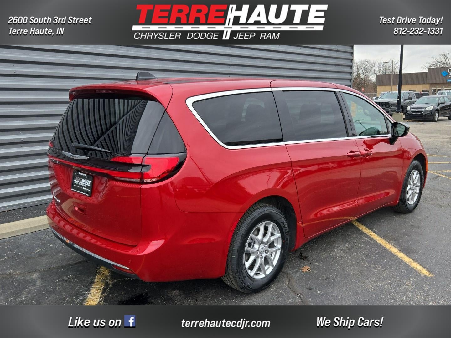 2026 Chrysler Pacifica Select