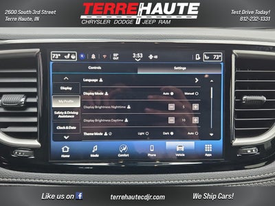 2026 Chrysler Pacifica Select