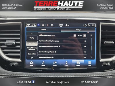 2026 Chrysler Pacifica Select