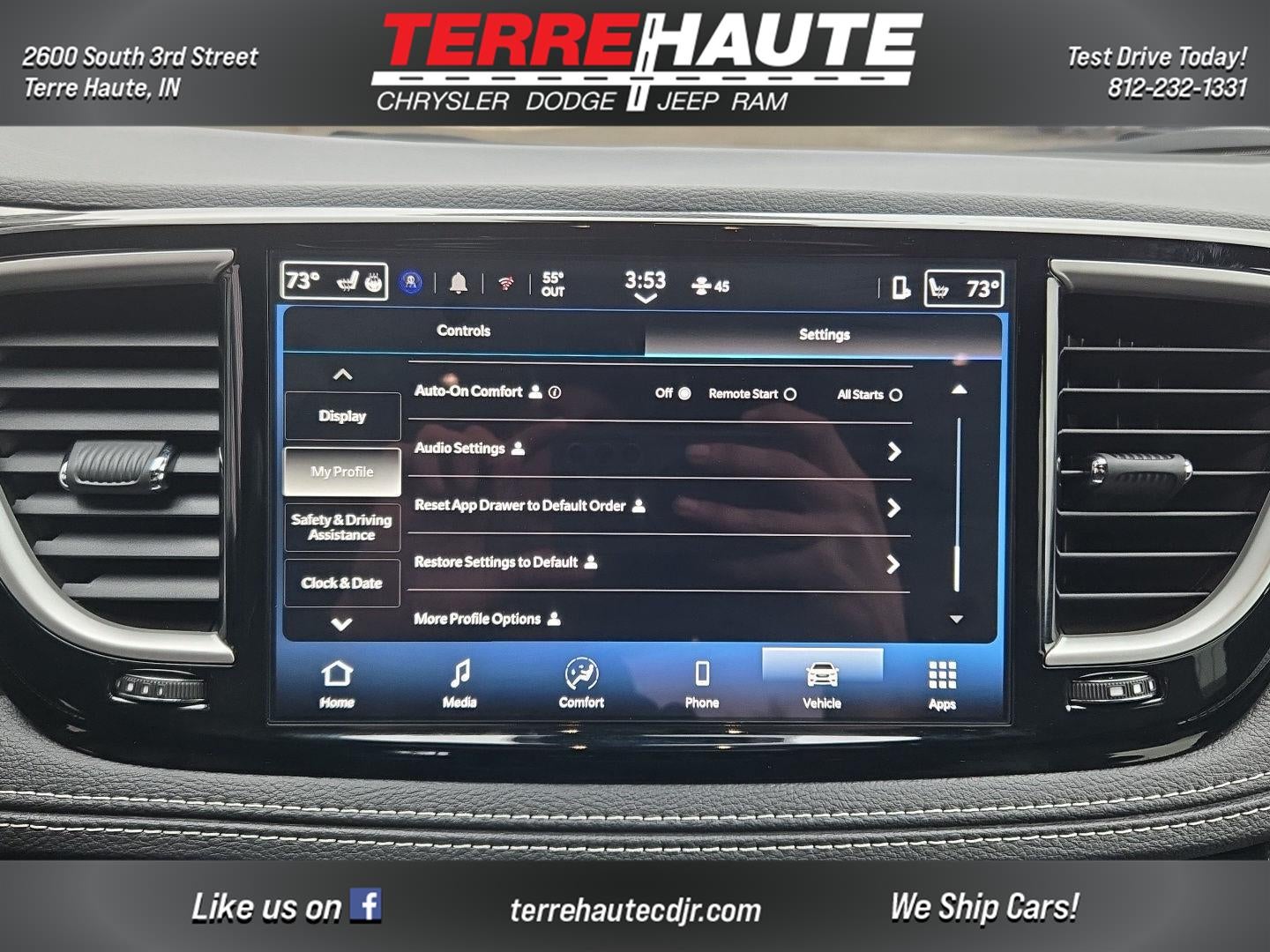 2026 Chrysler Pacifica Select