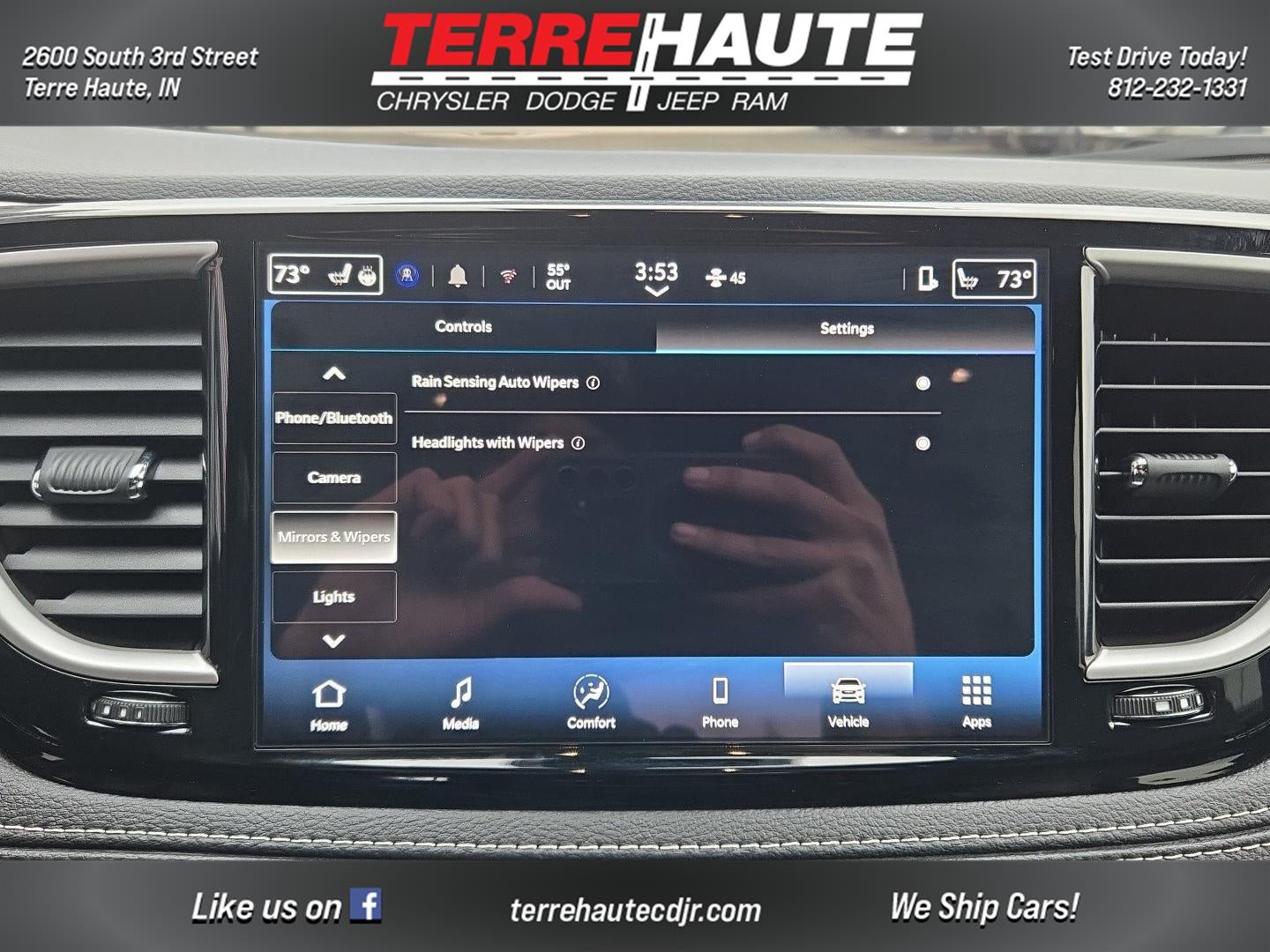 2026 Chrysler Pacifica Select