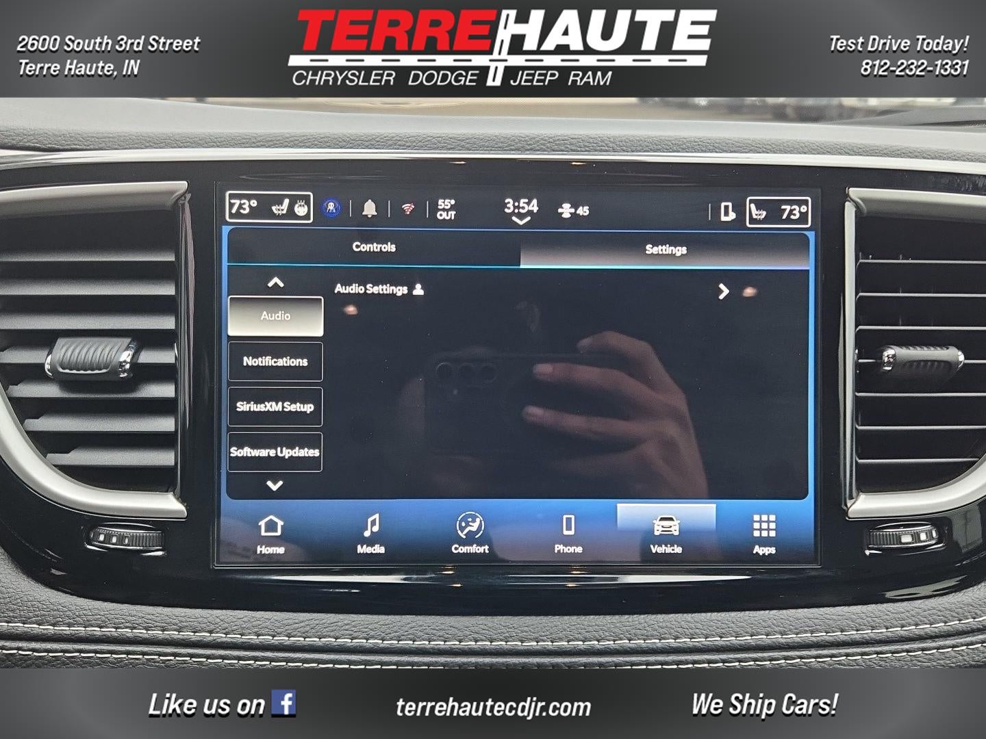 2026 Chrysler Pacifica Select