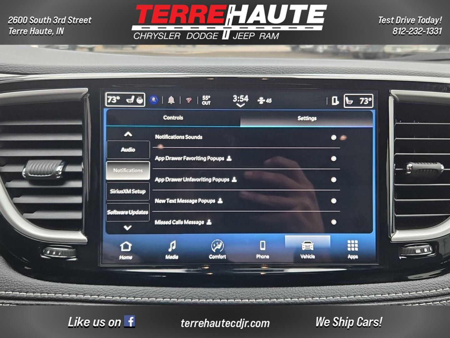 2026 Chrysler Pacifica Select