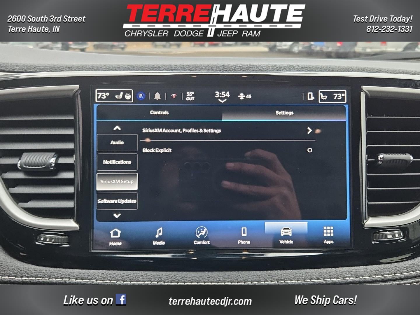 2026 Chrysler Pacifica Select